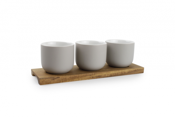 Porzellan Schälchen Set auf Holz
