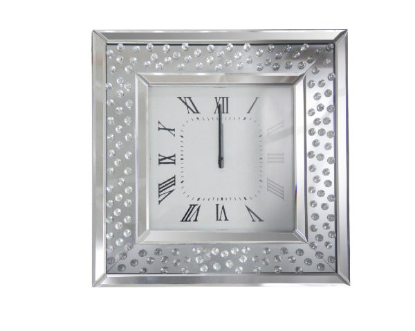 Wanduhr verspiegelt Kristall